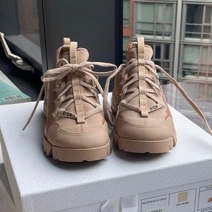 Christian DIOR D-Connect Sneakers Nude 7.5/ 37.5